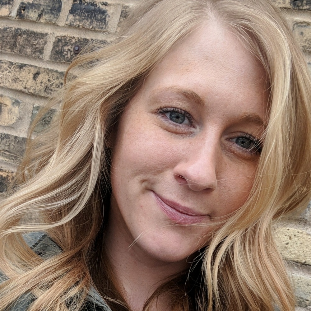 Meet your Posher, Nicole